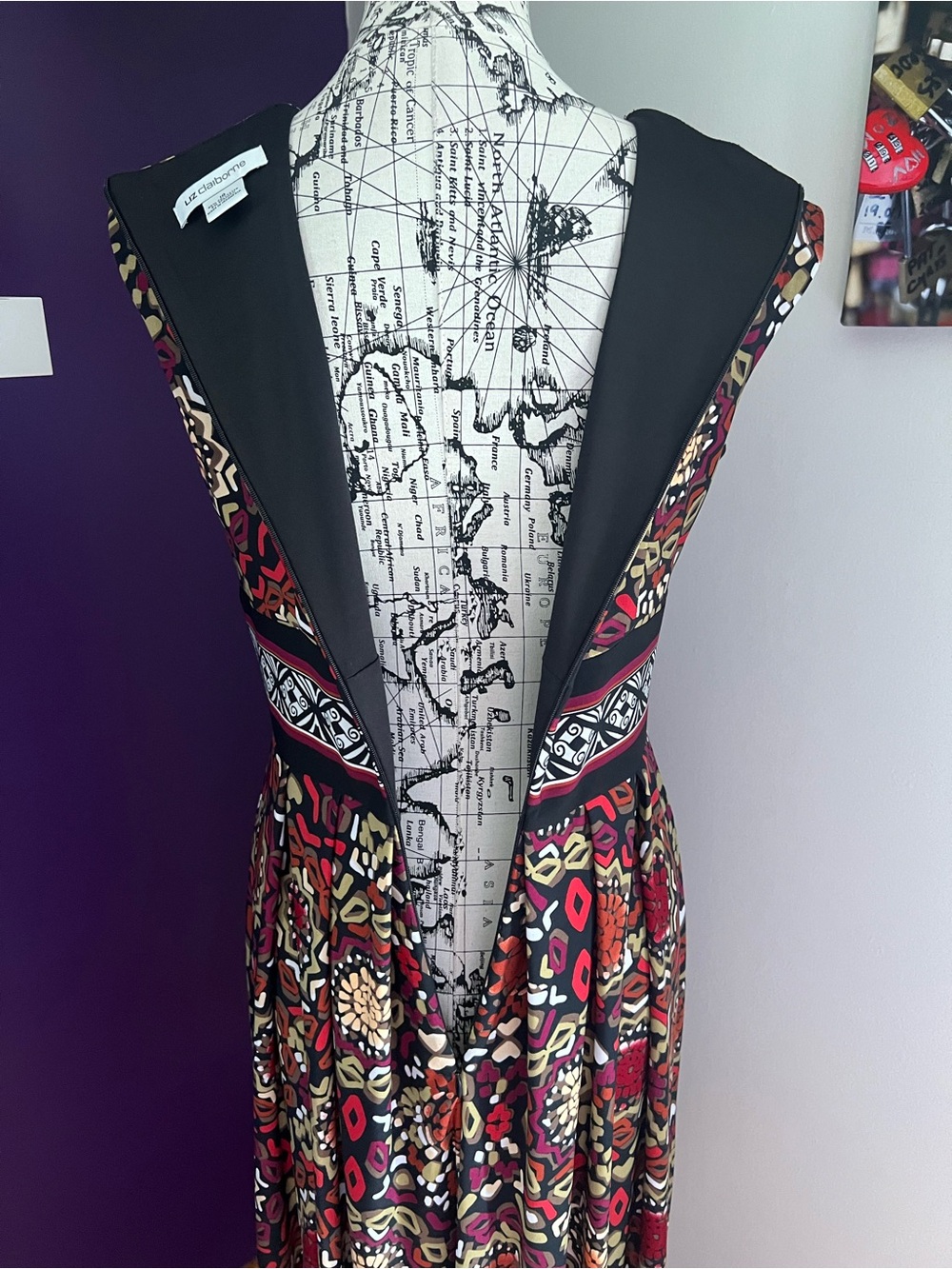 7 for $30 Liz Claiborne V-Neck Sleeveless Dress in Red Floral Geo Print - Picture 5 of 8